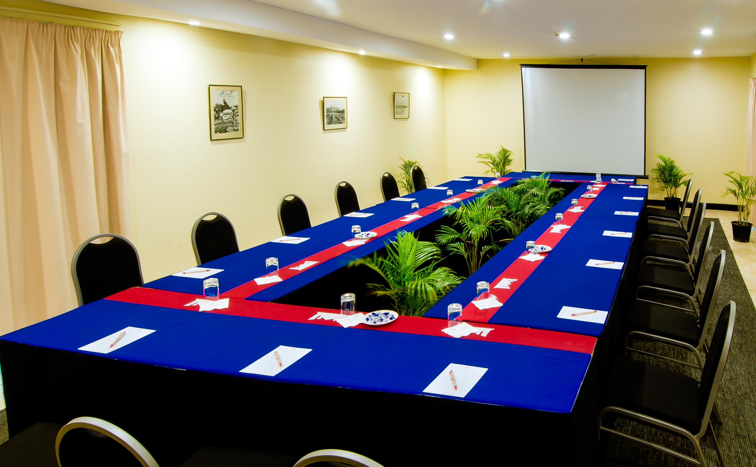 לאוטוקה Tanoa Waterfront Hotel מראה חיצוני תמונה
