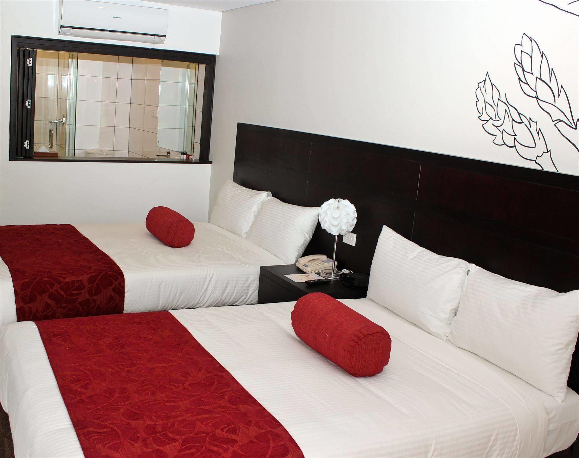 לאוטוקה Tanoa Waterfront Hotel מראה חיצוני תמונה