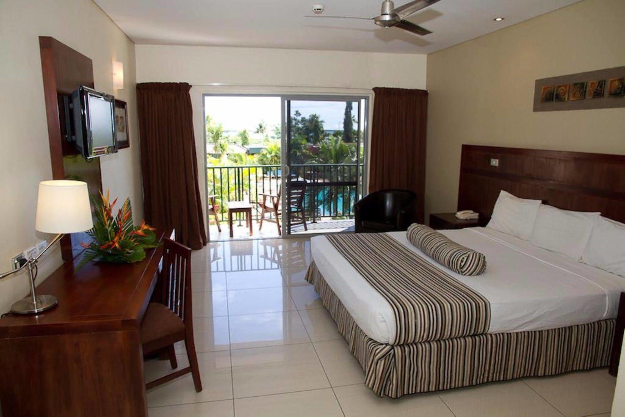 לאוטוקה Tanoa Waterfront Hotel מראה חיצוני תמונה