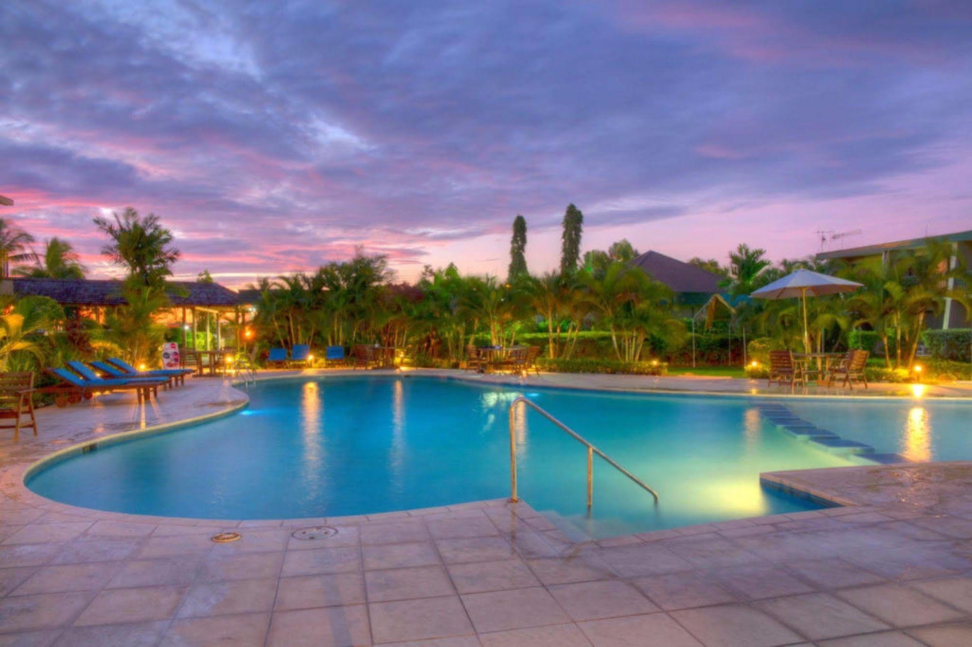 לאוטוקה Tanoa Waterfront Hotel מראה חיצוני תמונה